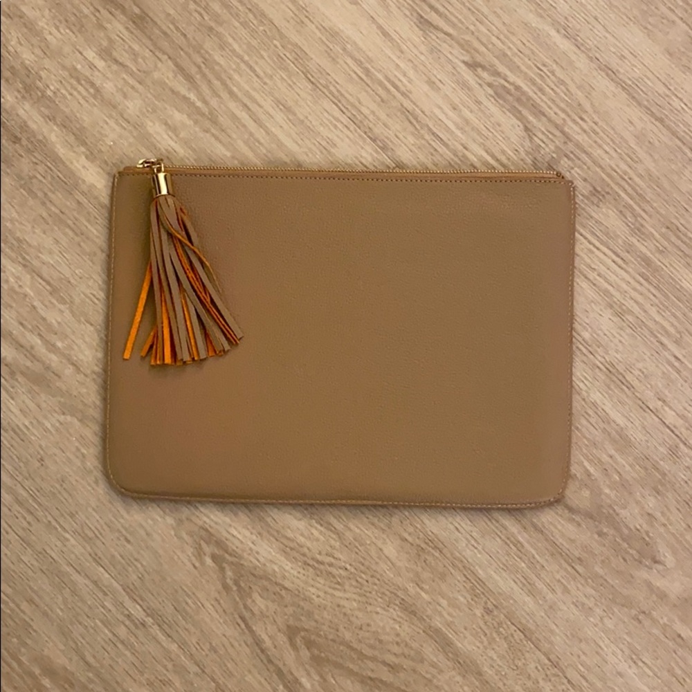 Brand new oversized flat clutch